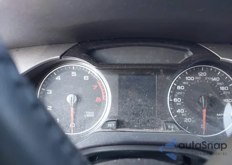 2010 Audi A4 2.0T Premium z USA, uszkodzony, nr VIN WAUBFAFL3AA050110